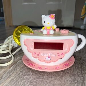 Vintage 2003 Hello Kitty Tea Cup Alarm Clock Radio W/Nightlight Working Sanrio